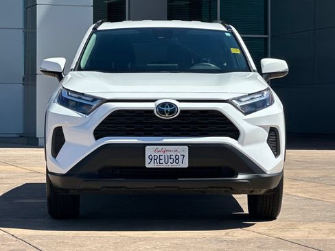 Certified 2025 Toyota RAV4 XLE AWD/4WD image 11