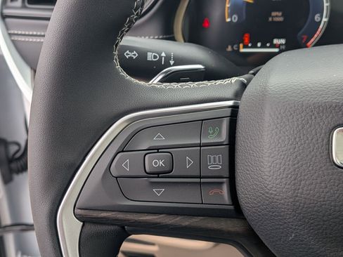 New 2026 Jeep Grand Cherokee L Limited image 16