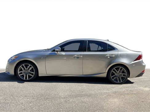 Used 2016 Lexus IS 200t image 23