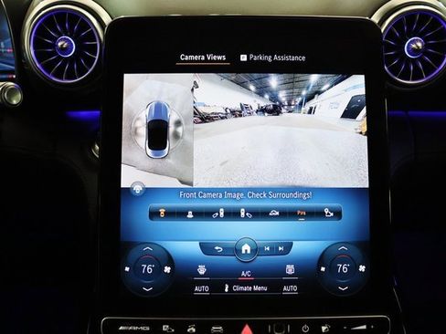 Used 2022 Mercedes-Benz SL 55 AMG 4MATIC w/ Driver Assistance Package image 9