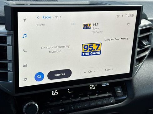 Used 2024 Toyota Tundra Limited image 19