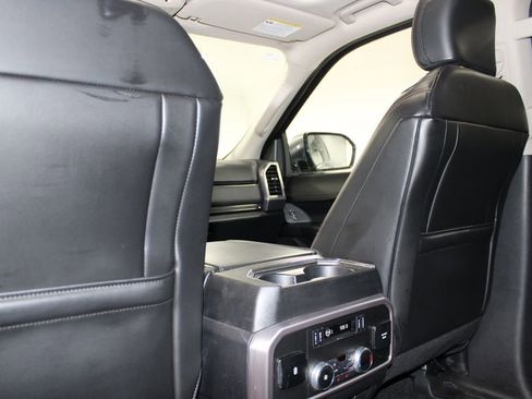 Used 2021 Ford Expedition Platinum image 22