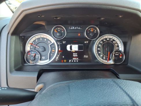 Used 2014 RAM 2500 Big Horn image 15