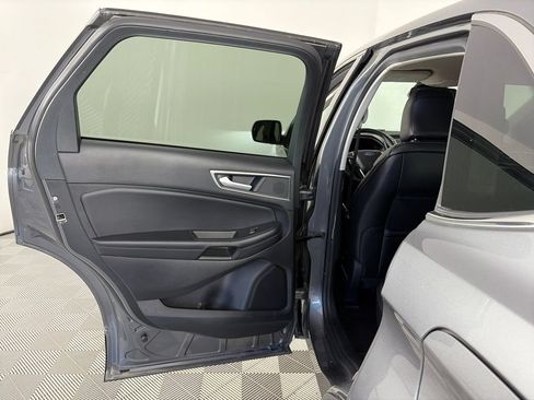 Used 2024 Ford Edge SEL AWD/4WD image 12