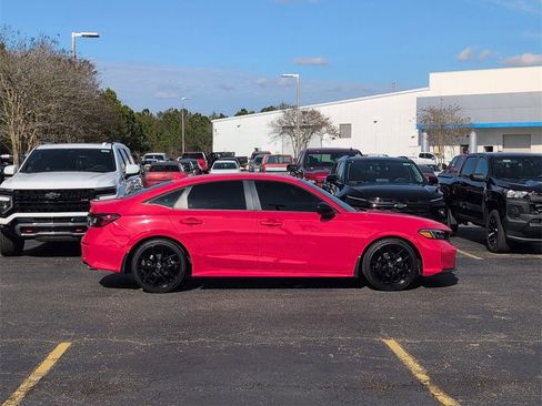 Used 2025 Honda Civic Sport image 2