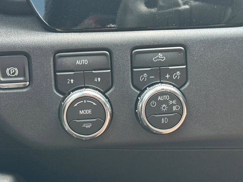 New 2025 GMC Sierra 1500 Elevation w/ Preferred Package image 30