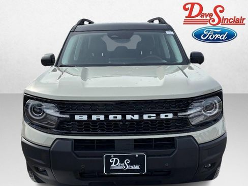New 2025 Ford Bronco Sport Outer Banks w/ Outer Banks Tech Package+ image 2