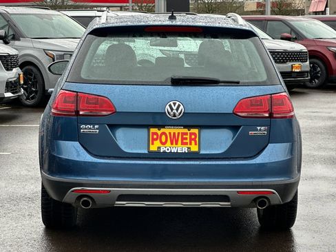 Used 2017 Volkswagen Golf Alltrack SEL image 5