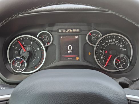 New 2026 RAM 3500 Big Horn AWD/4WD image 19