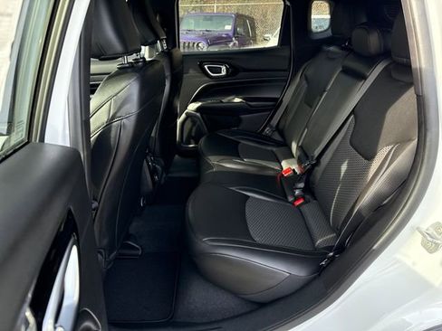 New 2026 Jeep Compass Latitude image 13