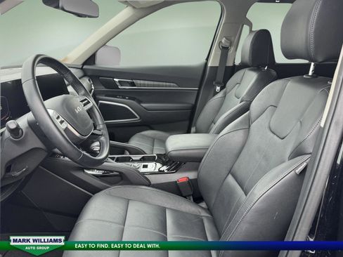 Used 2024 Kia Telluride EX FWD image 22