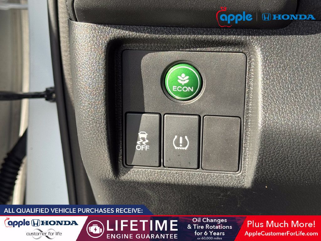Used 2021 Honda HR-V Sport image 25