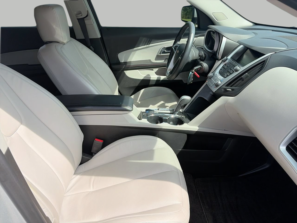 Used 2015 Chevrolet Equinox LT w/ Driver Convenience Package FWD image 8