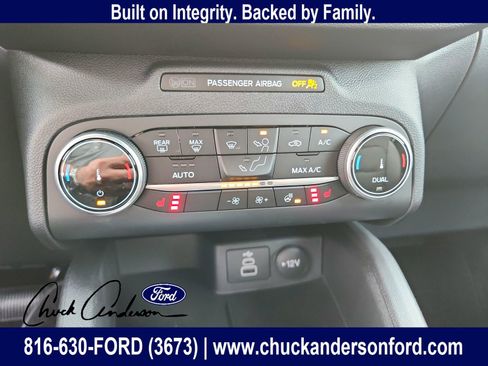 New 2026 Ford Escape ST-Line w/ Cold Weather Package AWD/4WD image 19