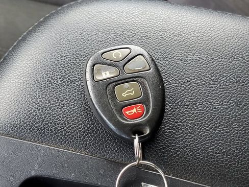 Used 2013 GMC Yukon SLE w/ Convenience Package AWD/4WD image 29