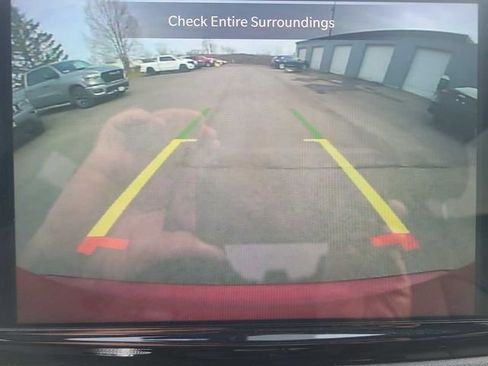 Used 2025 Chrysler Pacifica Select FWD image 27