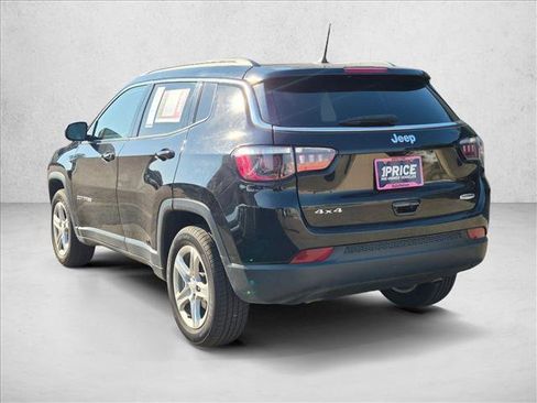 Used 2024 Jeep Compass Latitude AWD/4WD image 7