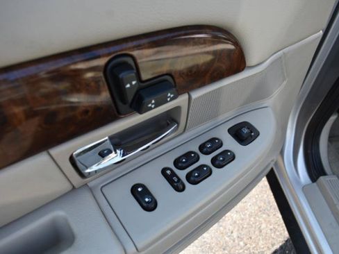 Used 2007 Mercury Grand Marquis GS RWD image 20