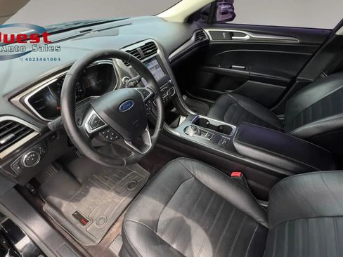 Used 2017 Ford Fusion Energi SE FWD image 20