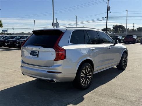 Used 2020 Volvo XC90 T5 Momentum w/ Protection Package Premier image 3