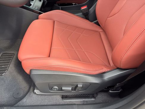 New 2026 BMW X2 xDrive28i w/ Technology Package AWD/4WD image 16