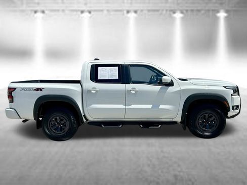 Certified 2025 Nissan Frontier PRO-4X AWD/4WD image 5