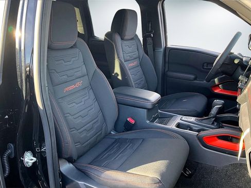 New 2026 Nissan Frontier PRO-4X w/ Pro-4x Convenience Package image 11