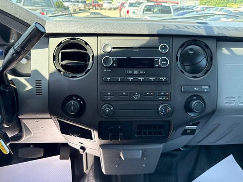 Used 2016 Ford F350 XL AWD/4WD image 4