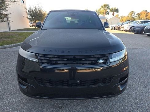 Used 2024 Land Rover Range Rover Sport SE image 8