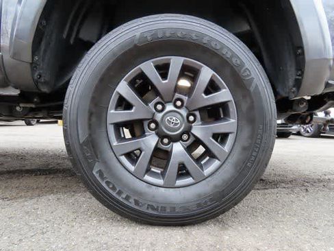 Used 2023 Toyota Tacoma SR5 image 11