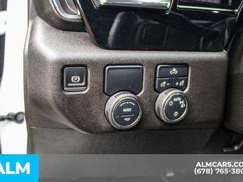 Used 2025 Chevrolet Silverado 1500 LT RWD image 30