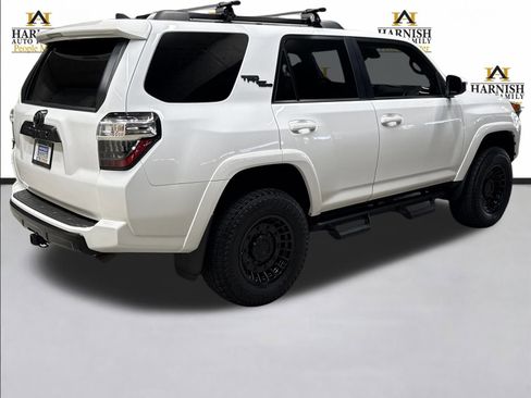 Used 2021 Toyota 4Runner TRD Off-Road image 5