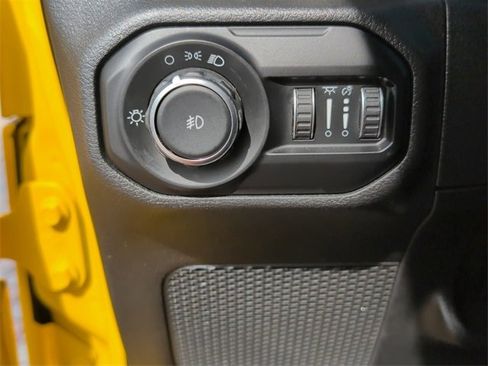 Used 2021 Jeep Wrangler Unlimited Sport image 29