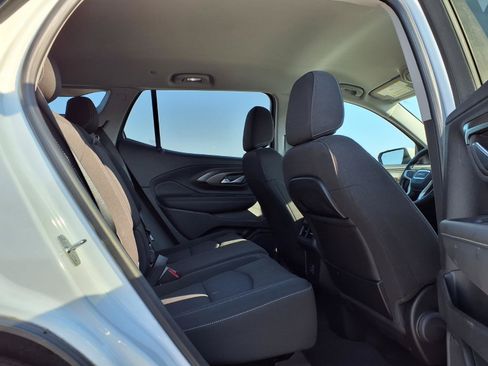 Used 2023 GMC Terrain SLE FWD image 29