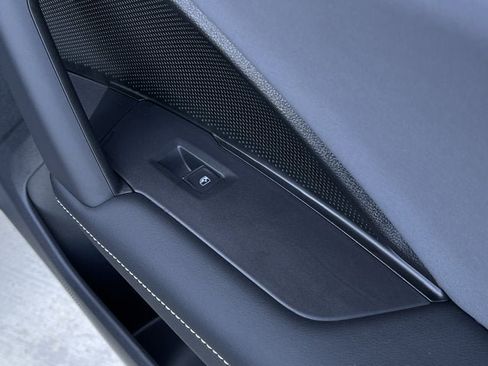 New 2025 Volkswagen Tiguan SE image 19