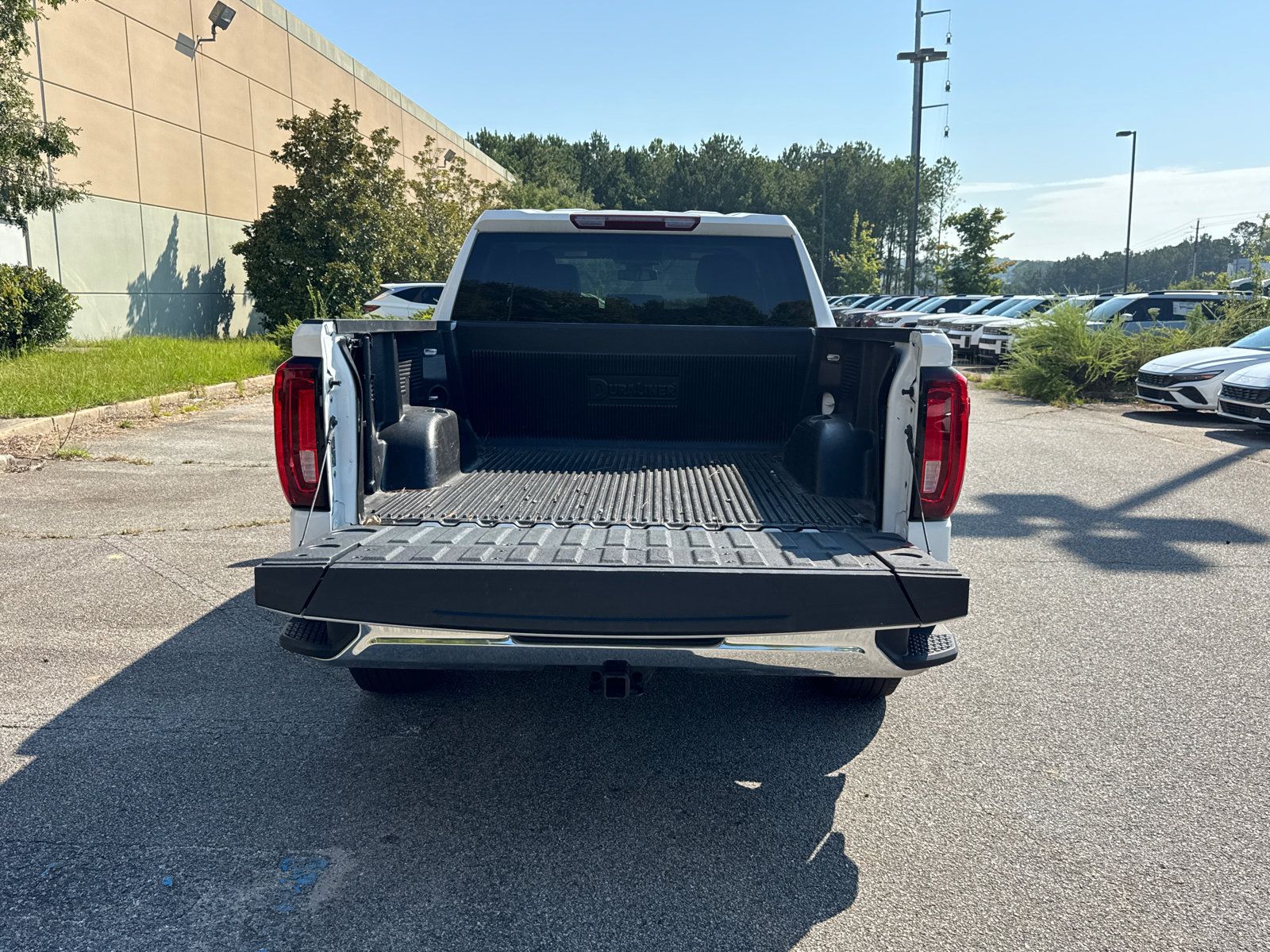 Used 2025 GMC Sierra 1500 SLT RWD image 19