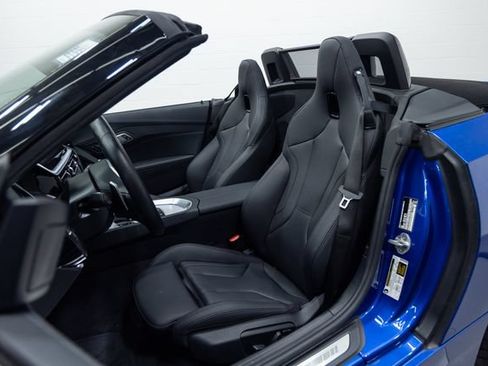 Used 2026 BMW Z4 M40i RWD image 19