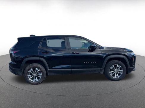 Used 2025 Chevrolet Equinox LT image 16