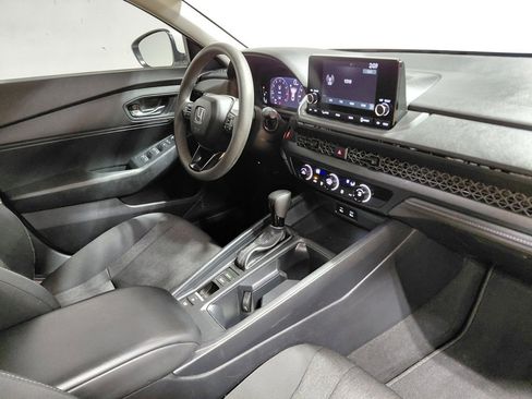 Used 2023 Honda Accord LX image 26