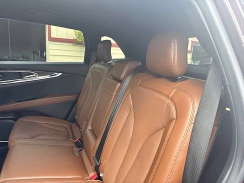 Used 2023 Lincoln Nautilus Reserve w/ Equipment Group 201A AWD/4WD image 13