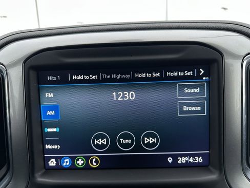 Used 2022 Chevrolet Silverado 1500 LT Trail Boss w/ Bed Protection Package image 18