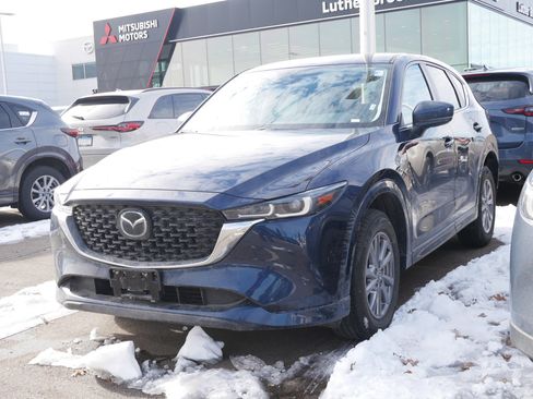 Certified 2025 MAZDA CX-5 AWD 2.5 S w/ Select Package image 3