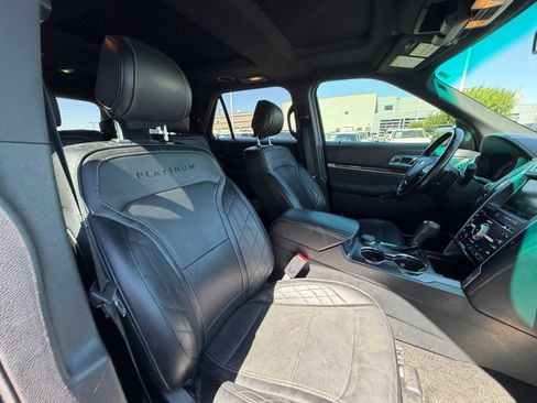 Used 2016 Ford Explorer Platinum AWD/4WD image 19