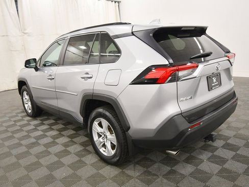 Used 2019 Toyota RAV4 XLE image 5