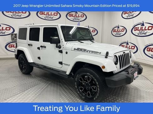 Used 2017 Jeep Wrangler Unlimited Sahara AWD/4WD image 1