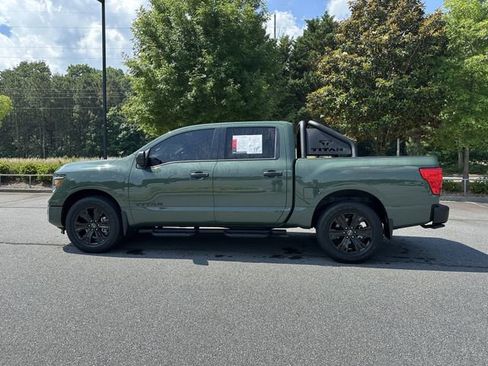 Certified 2024 Nissan Titan SV w/ SV Bronze Edition Package AWD/4WD image 6