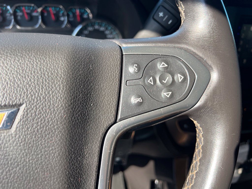 Used 2015 Chevrolet Silverado 1500 LTZ AWD/4WD image 35