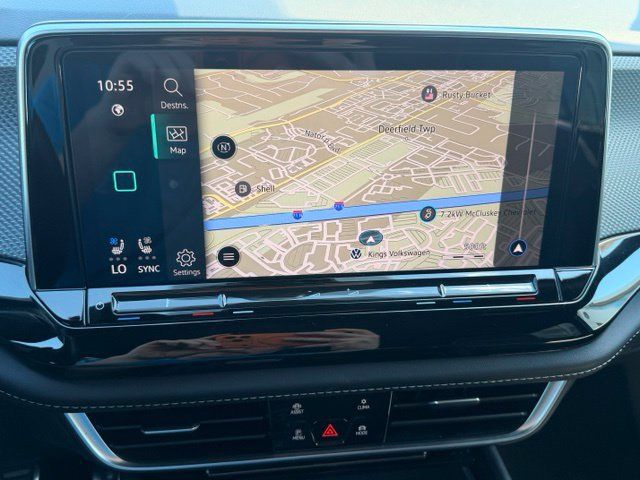 Certified 2024 Volkswagen Atlas Cross Sport SEL Premium R-Line AWD/4WD image 27