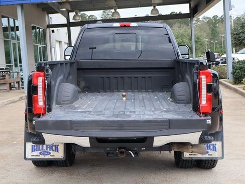 Used 2024 Ford F350 Lariat w/ FX4 Off-Road Package image 5