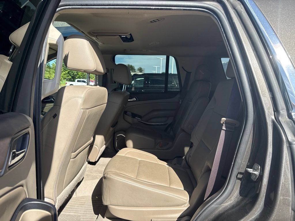 Used 2019 GMC Yukon SLT w/ Premium Edition AWD/4WD image 11